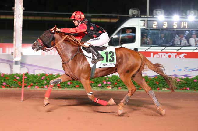 Photo d'arrivée de la course pmu PRIX DU CONSEIL DES CHEVAUX DE NORMANDIE à CABOURG le Vendredi 22 juillet 2022