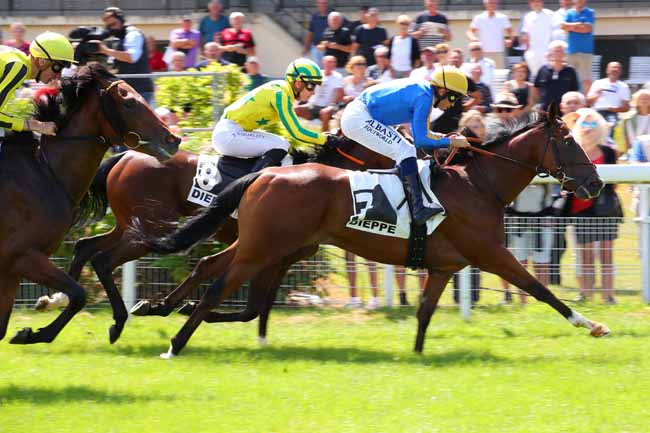 Photo d'arrivée de la course pmu PRIX DE LA TOUR SAINT-REMY à DIEPPE le Lundi 1 août 2022