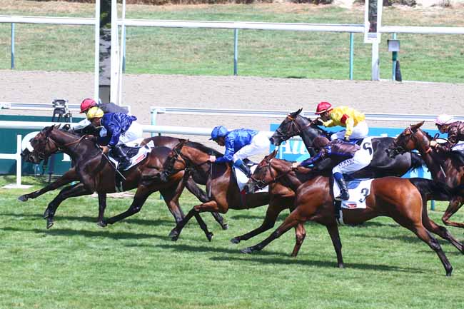 Photo d'arrivée de la course pmu PRIX DE PSYCHE SKY SPORTS RACING à DEAUVILLE le Mardi 2 août 2022