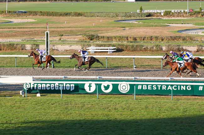 Photo d'arrivée de la course pmu PRIX DE MAMERS à DEAUVILLE le Jeudi 11 août 2022