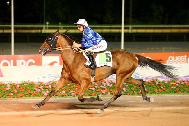 Photo d'arrivée de la course pmu PRIX DES IFS à CABOURG le Vendredi 12 août 2022