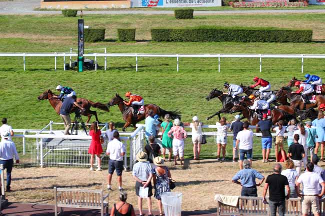 Photo d'arrivée de la course pmu PRIX SENSATIONS DU JEU (PRIX THE WONDER) à CLAIREFONTAINE le Vendredi 12 août 2022