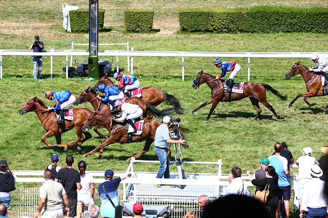 Photo d'arrivée de la course pmu PRIX FOR MY BIO TATTOO (PRIX ROBERTET) à CLAIREFONTAINE le Samedi 13 août 2022