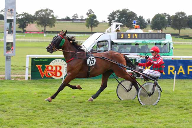 Photo d'arrivée de la course pmu PRIX FRANCE BLEU MAYENNE (PRIX TENOR DE BAUNE) à CRAON le Lundi 5 septembre 2022