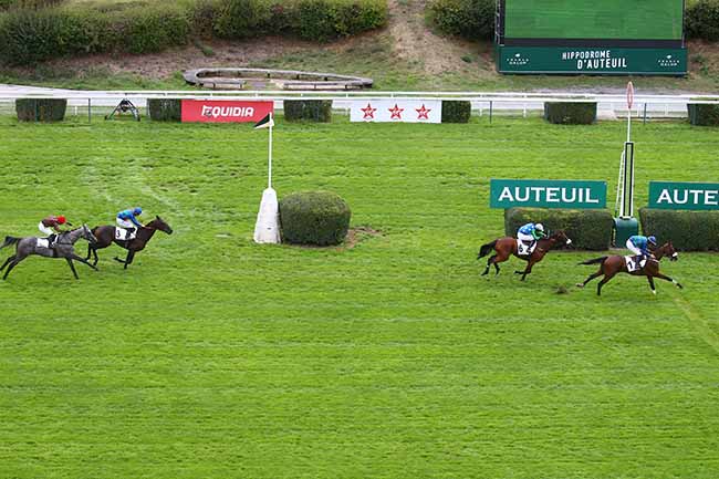 Photo d'arrivée de la course pmu PRIX WORLD CITIZEN à AUTEUIL le Mardi 6 septembre 2022