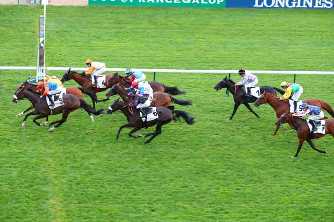 Photo d'arrivée de la course pmu PRIX DE LA MARE D'ARMENONVILLE à LONGCHAMP le Jeudi 8 septembre 2022
