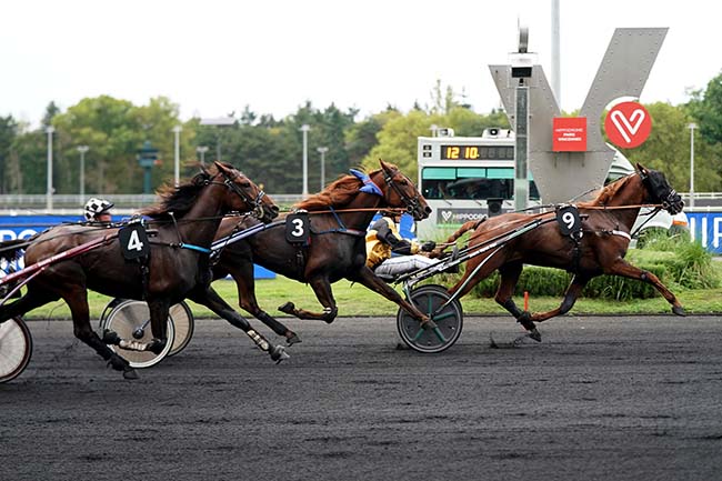 Photo d'arrivée de la course pmu PRIX BERTHA à PARIS-VINCENNES le Mardi 13 septembre 2022