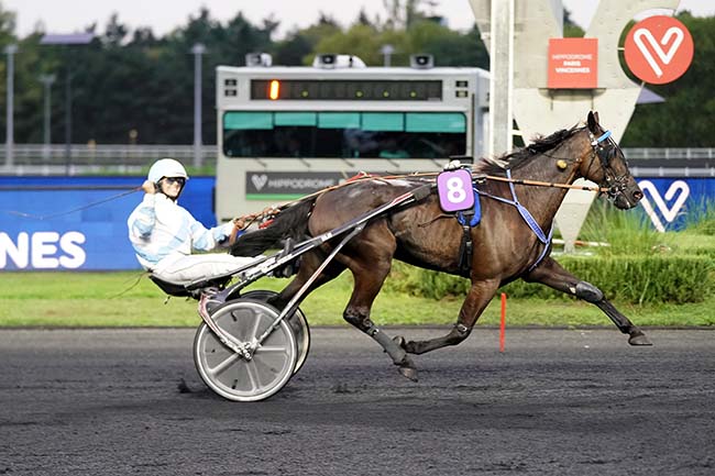 Photo d'arrivée de la course pmu PRIX KLYTIA à PARIS-VINCENNES le Mardi 13 septembre 2022