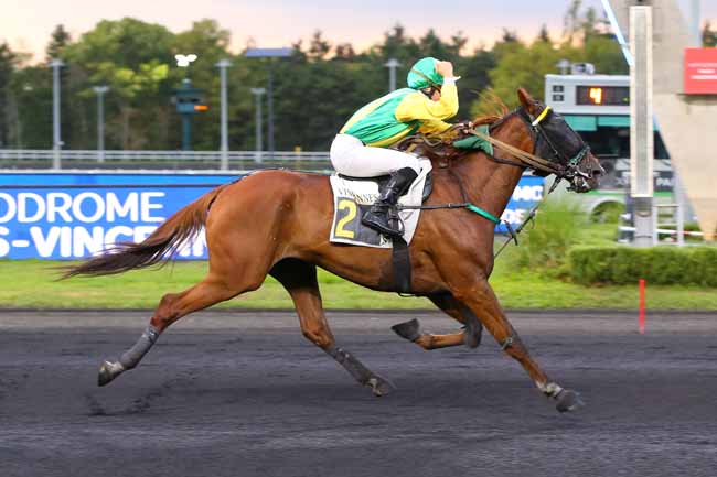 Photo d'arrivée de la course pmu PRIX BAUCIS à PARIS-VINCENNES le Vendredi 16 septembre 2022