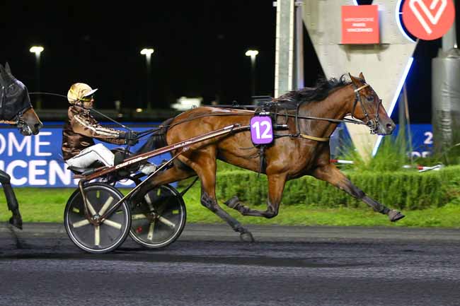 Photo d'arrivée de la course pmu PRIX GALATHEA à PARIS-VINCENNES le Vendredi 16 septembre 2022