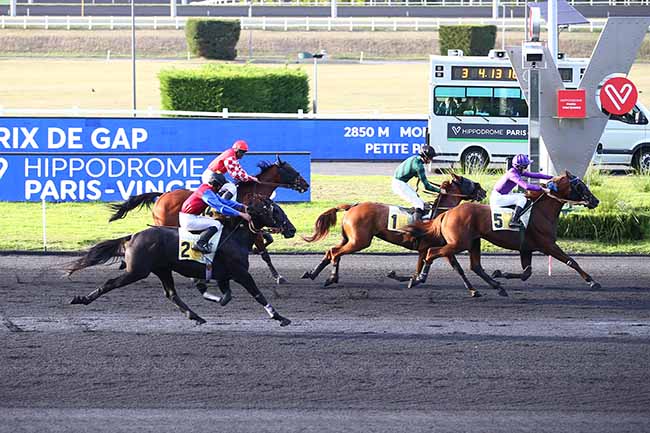 Photo d'arrivée de la course pmu PRIX DE GAP à PARIS-VINCENNES le Jeudi 22 septembre 2022