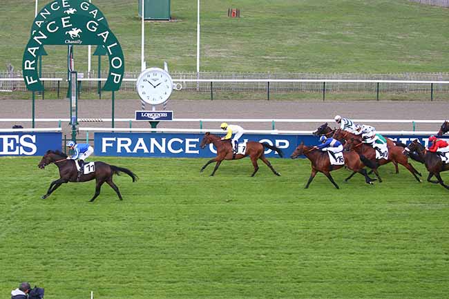 Photo d'arrivée de la course pmu PRIX DE LA GALERIE DES BATAILLES à CHANTILLY le Jeudi 29 septembre 2022