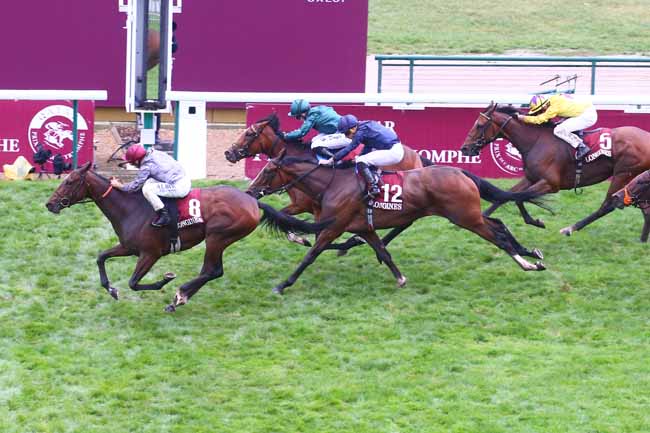Photo d'arrivée de la course pmu PRIX DE L'OPERA LONGINES à LONGCHAMP le Dimanche 2 octobre 2022