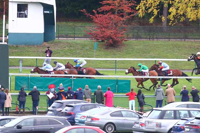 Photo d'arrivée de la course pmu PRIX DE L'ABBAYE DE LONGCHAMP LONGINES à LONGCHAMP le Dimanche 2 octobre 2022