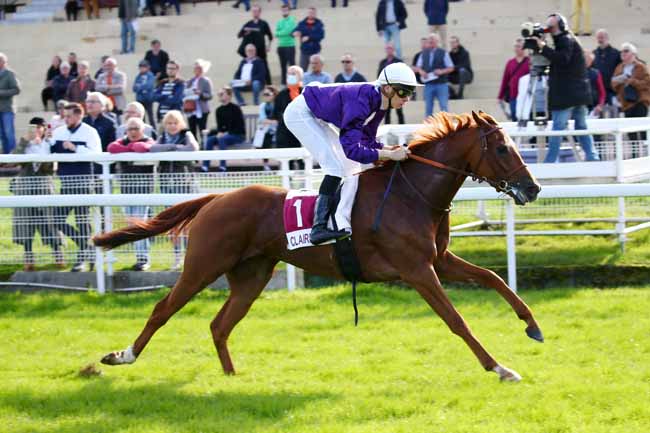 Photo d'arrivée de la course pmu CHAMPIONNAT ''PARISTURF'' DES APPRENTIS & JEUNES JOCKEYS (PRIX DU ZOO DE JURQUES - PRIX CHARLIE ELIOTT) à CLAIREFONTAINE le Vendredi 21 octobre 2022