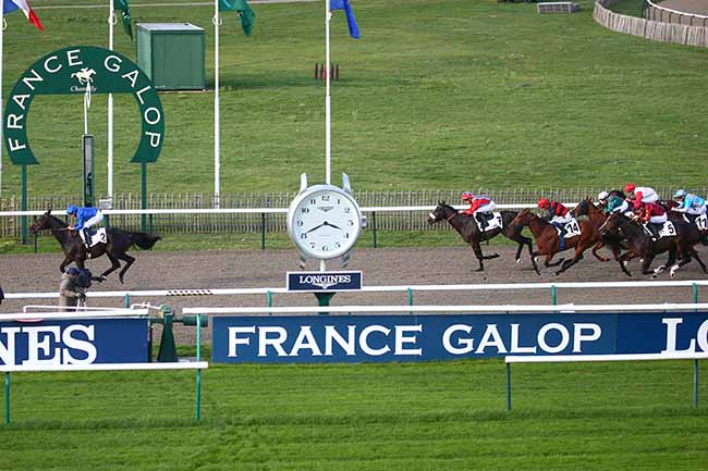 Photo d'arrivée de la course pmu PRIX DE LA CHAPELLE SAINT-PIERRE à CHANTILLY le Mercredi 2 novembre 2022