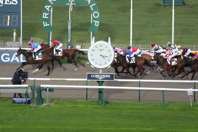 Photo d'arrivée de la course pmu PRIX DU CABINET DU GIOTTO à CHANTILLY le Mercredi 16 novembre 2022