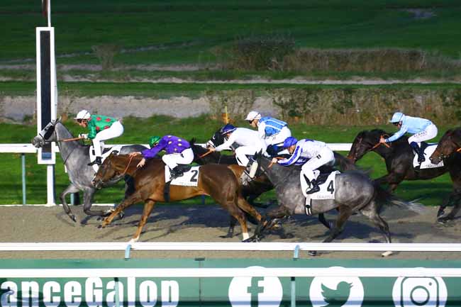 Photo d'arrivée de la course pmu PRIX D'OMAHA BEACH à DEAUVILLE le Mardi 22 novembre 2022