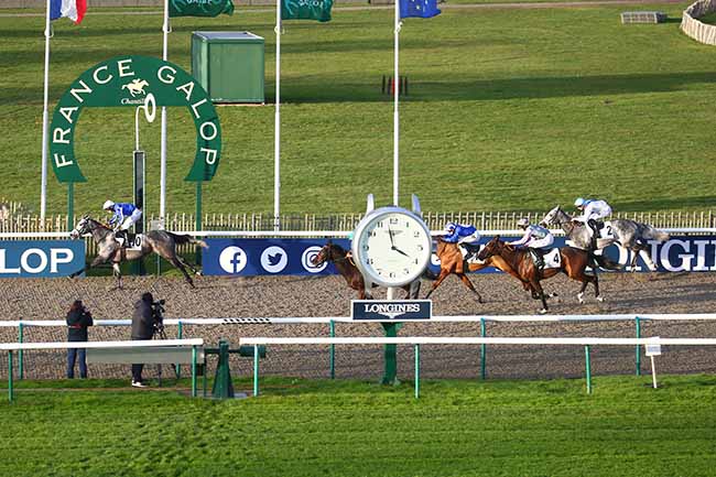 Photo d'arrivée de la course pmu PRIX DES CANTERS à CHANTILLY le Jeudi 24 novembre 2022