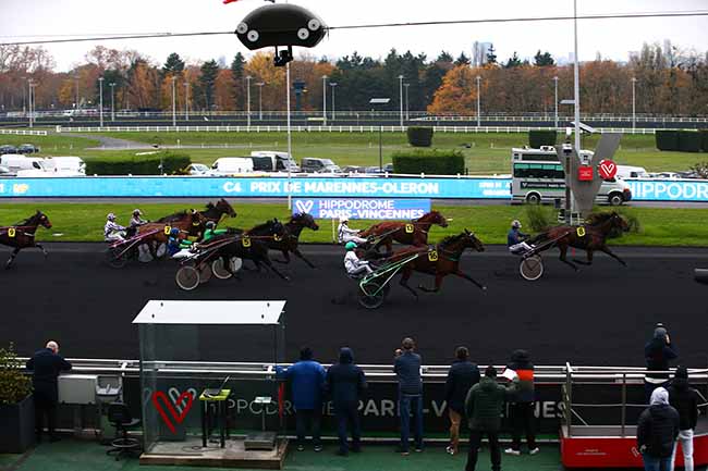 Photo d'arrivée de la course pmu PRIX DE MARENNES-OLERON à PARIS-VINCENNES le Samedi 3 décembre 2022