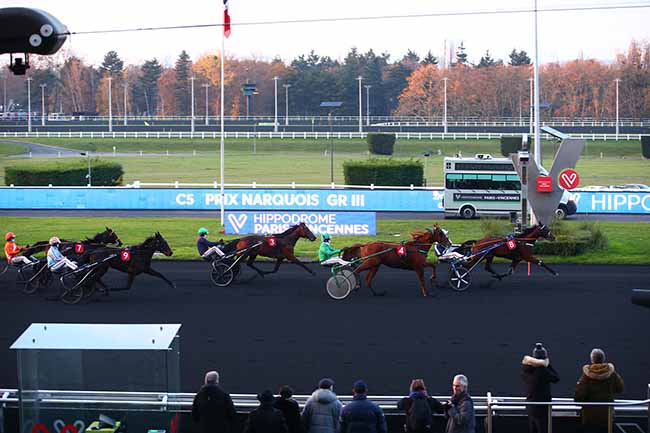 Photo d'arrivée de la course pmu PRIX NARQUOIS à PARIS-VINCENNES le Samedi 10 décembre 2022