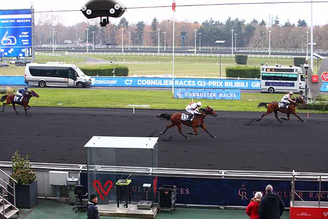 Photo d'arrivée de la course pmu CORNULIER RACES Q2 - PRIX BILIBILI à PARIS-VINCENNES le Dimanche 18 décembre 2022