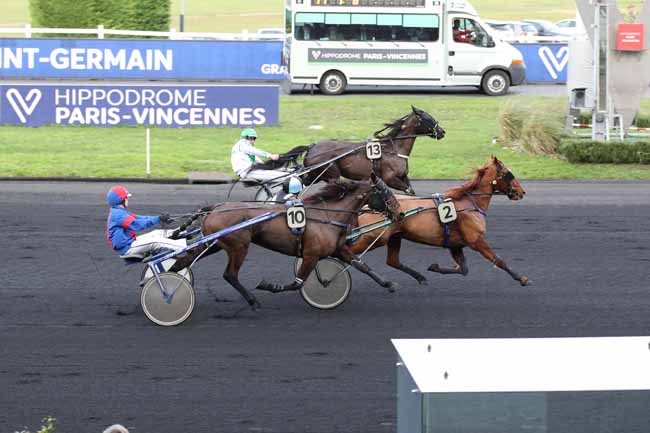 Photo d'arrivée de la course pmu PRIX DE SAINT-GERMAIN à PARIS-VINCENNES le Samedi 31 décembre 2022