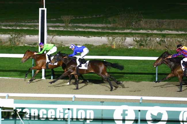 Photo d'arrivée de la course pmu PRIX DE HIEVILLE à DEAUVILLE le Vendredi 6 janvier 2023