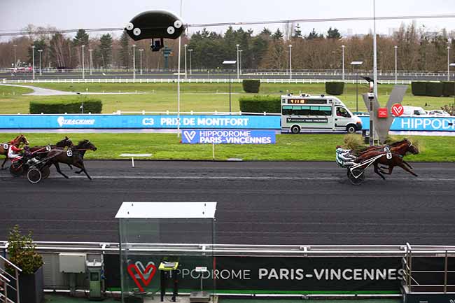 Photo d'arrivée de la course pmu PRIX DE MONTFORT à PARIS-VINCENNES le Lundi 9 janvier 2023