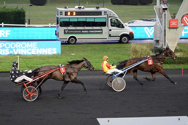 Photo d'arrivée de la course pmu PRIX ZETURF (PRIX DE PONT-AUDEMER) à PARIS-VINCENNES le Mardi 17 janvier 2023