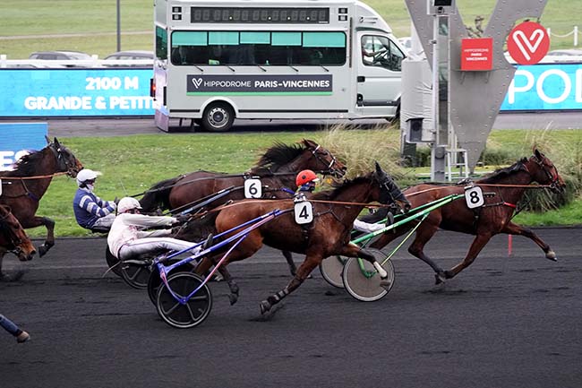 Photo d'arrivée de la course pmu PRIX LOUIS CUSSINET à PARIS-VINCENNES le Jeudi 19 janvier 2023