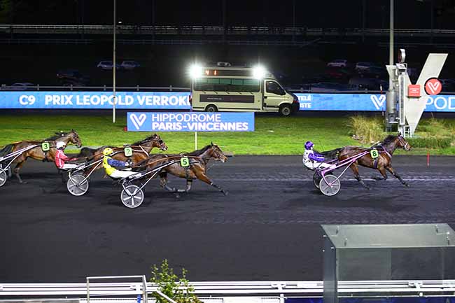 Photo d'arrivée de la course pmu PRIX LEOPOLD VERROKEN à PARIS-VINCENNES le Dimanche 5 février 2023
