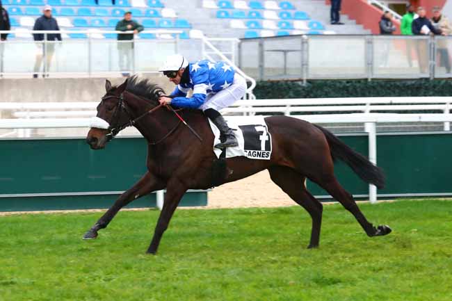 Photo d'arrivée de la course pmu PRIX DE LA MEDITERRANEE à CAGNES-SUR-MER le Lundi 27 février 2023