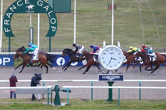 Photo d'arrivée de la course pmu PRIX OTTO à CHANTILLY le Samedi 4 mars 2023