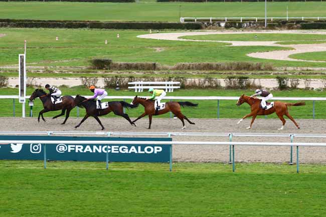 Photo d'arrivée de la course pmu PRIX DE COLOMBELLES à DEAUVILLE le Vendredi 10 mars 2023