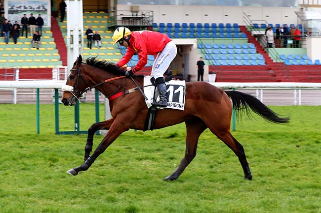 Photo d'arrivée de la course pmu PRIX ETIENNE BALSAN à COMPIEGNE le Mardi 14 mars 2023