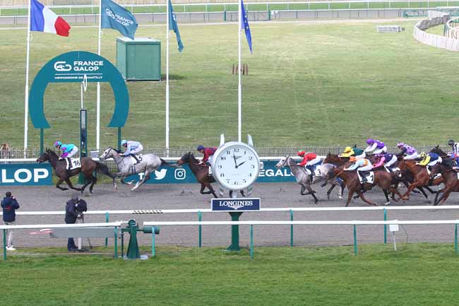 Photo d'arrivée de la course pmu PRIX DU CENTRE D'ENTRAINEMENT à CHANTILLY le Mercredi 15 mars 2023