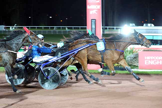 Photo d'arrivée de la course pmu PRIX DE L'ALENE D'OR à ENGHIEN le Mercredi 15 mars 2023