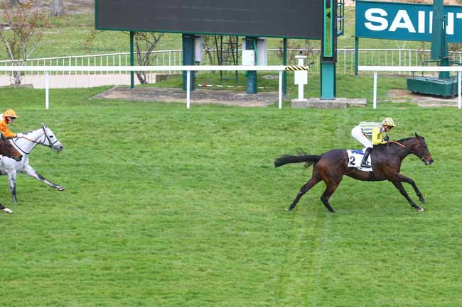 Photo d'arrivée de la course pmu PRIX EXBURY à SAINT CLOUD le Samedi 18 mars 2023