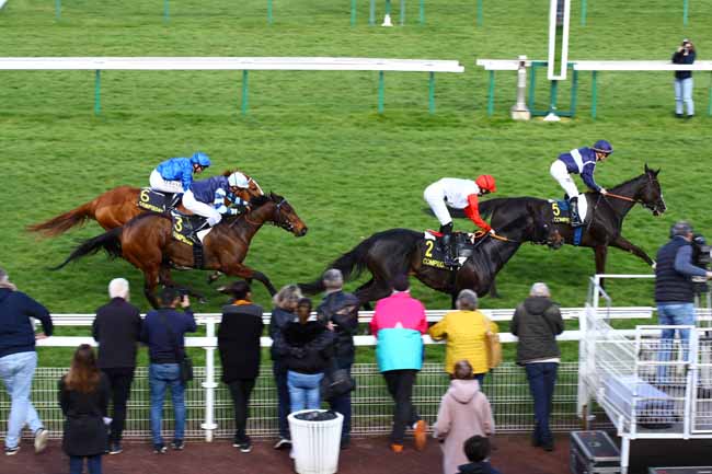 Photo d'arrivée de la course pmu PRIX DES ETANGS DE SAINT-PIERRE à COMPIEGNE le Lundi 20 mars 2023