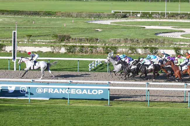 Photo d'arrivée de la course pmu PRIX ALBANY à DEAUVILLE le Jeudi 6 avril 2023