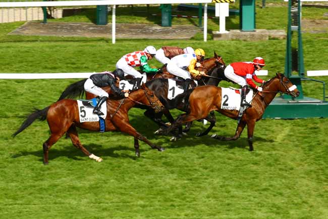 Photo d'arrivée de la course pmu PRIX EMPERY à SAINT CLOUD le Vendredi 7 avril 2023