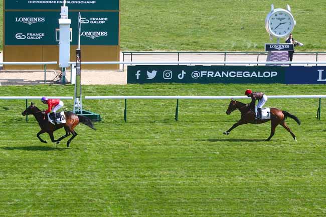 Photo d'arrivée de la course pmu PRIX DE CHAILLOT à LONGCHAMP le Dimanche 9 avril 2023