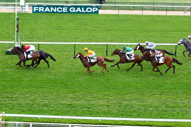 Photo d'arrivée de la course pmu PRIX DU PAVILLON DES ANGLAIS à LONGCHAMP le Jeudi 27 avril 2023