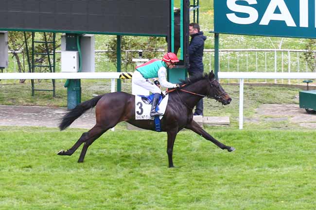 Photo d'arrivée de la course pmu PRIX ROYAL HAMPTON à SAINT CLOUD le Lundi 1 mai 2023