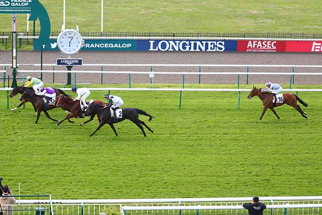 Photo d'arrivée de la course pmu PRIX CHANTILLY CAPITALE DU CHEVAL à CHANTILLY le Mardi 9 mai 2023
