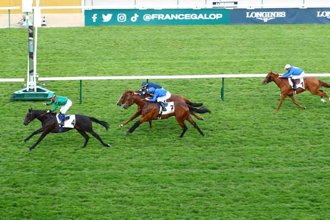 Photo d'arrivée de la course pmu PRIX DE LA CITE DU FIGUIER à LONGCHAMP le Jeudi 25 mai 2023