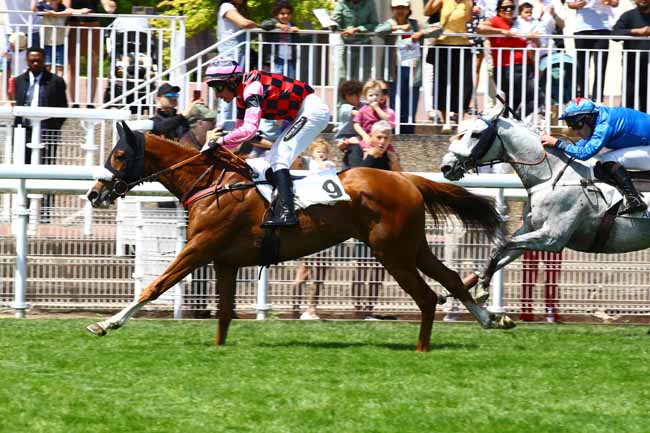 Photo d'arrivée de la course pmu PRIX VALMAJOUR à AUTEUIL le Samedi 27 mai 2023