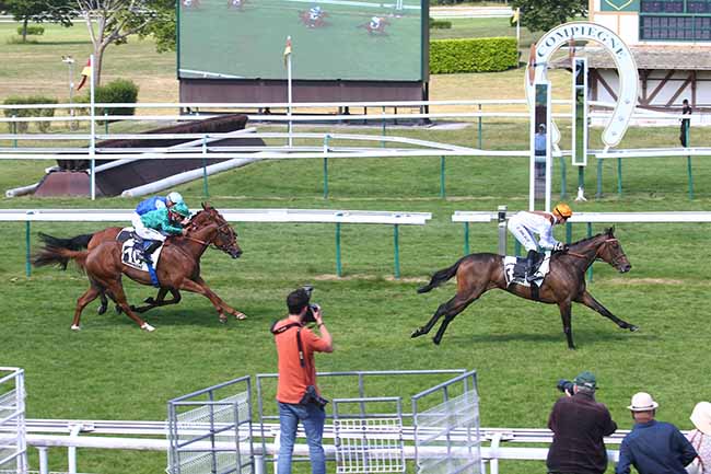 Photo d'arrivée de la course pmu PRIX DE FRANCIERES à COMPIEGNE le Vendredi 9 juin 2023