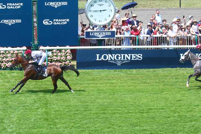 Photo d'arrivée de la course pmu QATAR DERBY DES PUR-SANG ARABES DE 4 ANS à CHANTILLY le Dimanche 18 juin 2023